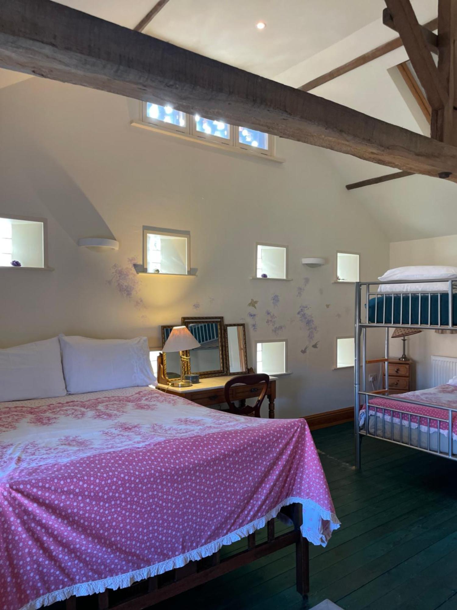 C Farmhouse Accommodation Alne Exterior photo