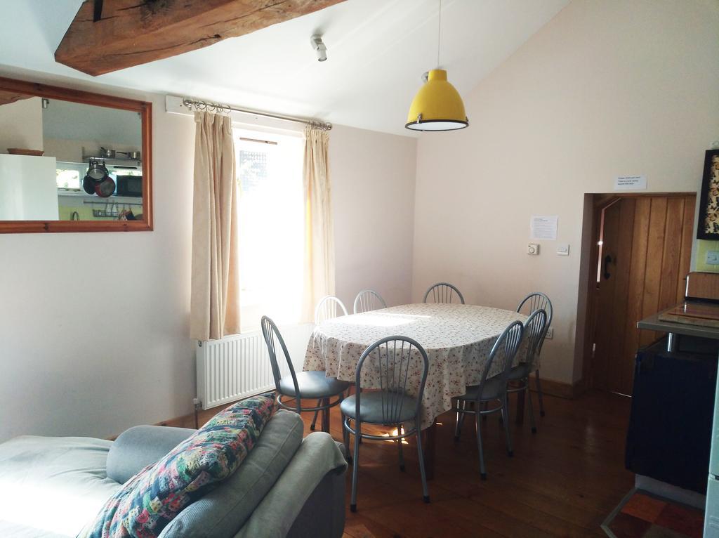 C Farmhouse Accommodation Alne Exterior photo